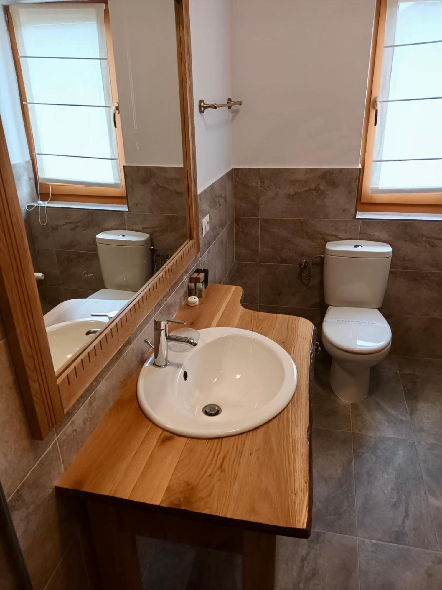 Pensiunea Coronita Vişeu de Sus Quarto foto
